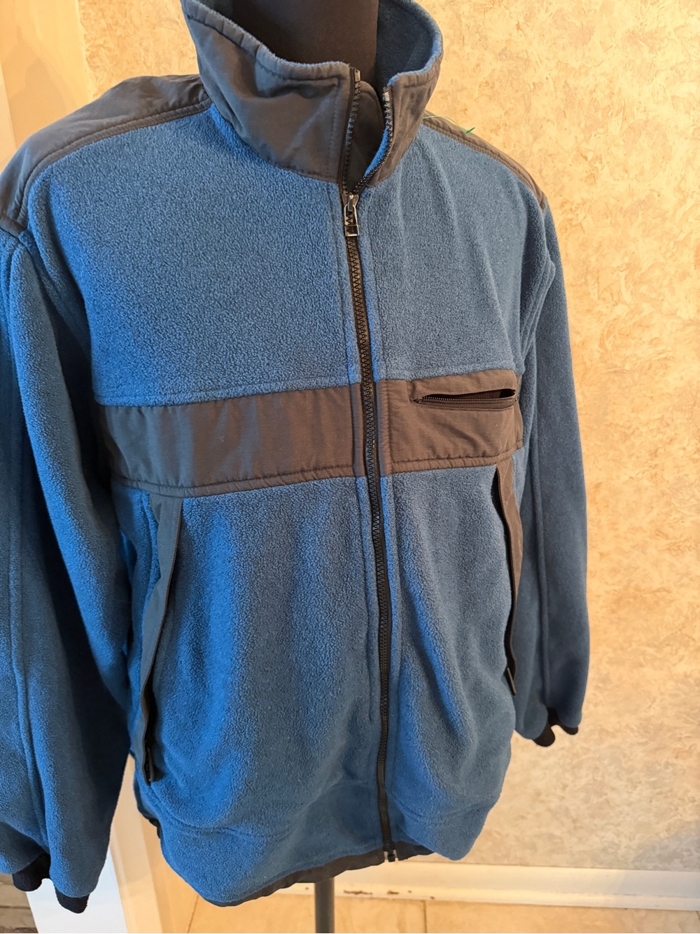 Cabela’s Men's Blue Full-Zip Fleece Jacket with Contrast Panels